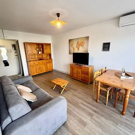 Holiday home Saint Louis Sea View, 4 Personnes, Vue Le Grau-du-Roi